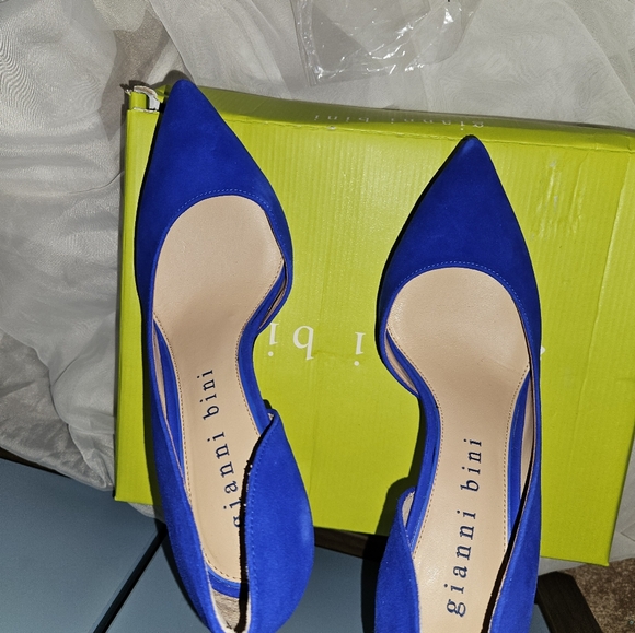 Gianni Bini Women Stilletos Dress Pumps NWOT - Picture 4 of 16